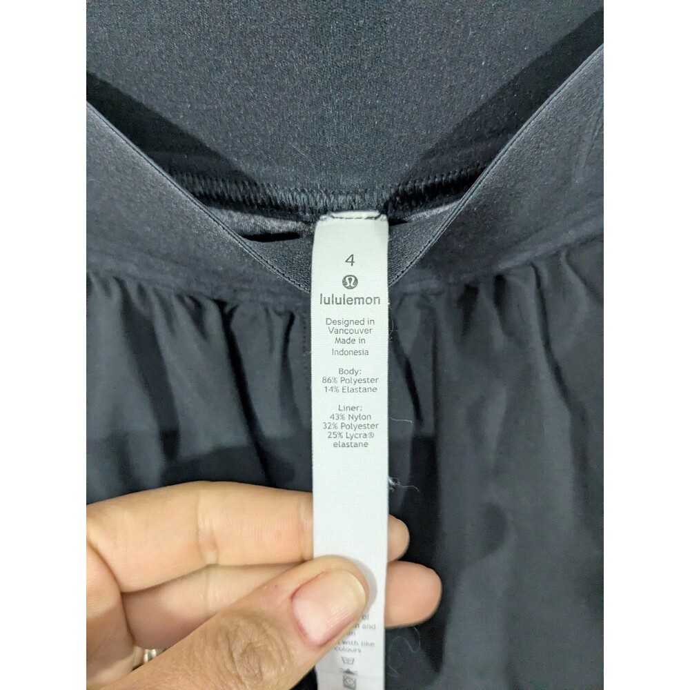 Lululemon Women’s Box It Out Shorts Black Spell Out Waistband Double Layer Sz 4 - Picture 4 of 7